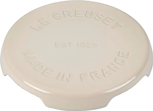 Le Creuset 8.8" Signature Trivet - Meringue 1 Le Creuset 8.8" Signature Trivet - Meringue