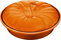 Le Creuset 9" Figural Pumpkin Baker W/Lid - Persimmon
