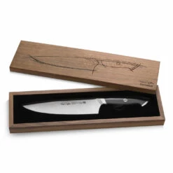 Cangshan 8" Chef Knife - Black -Le Creuset Central cangshan 8 chef knife black inset4